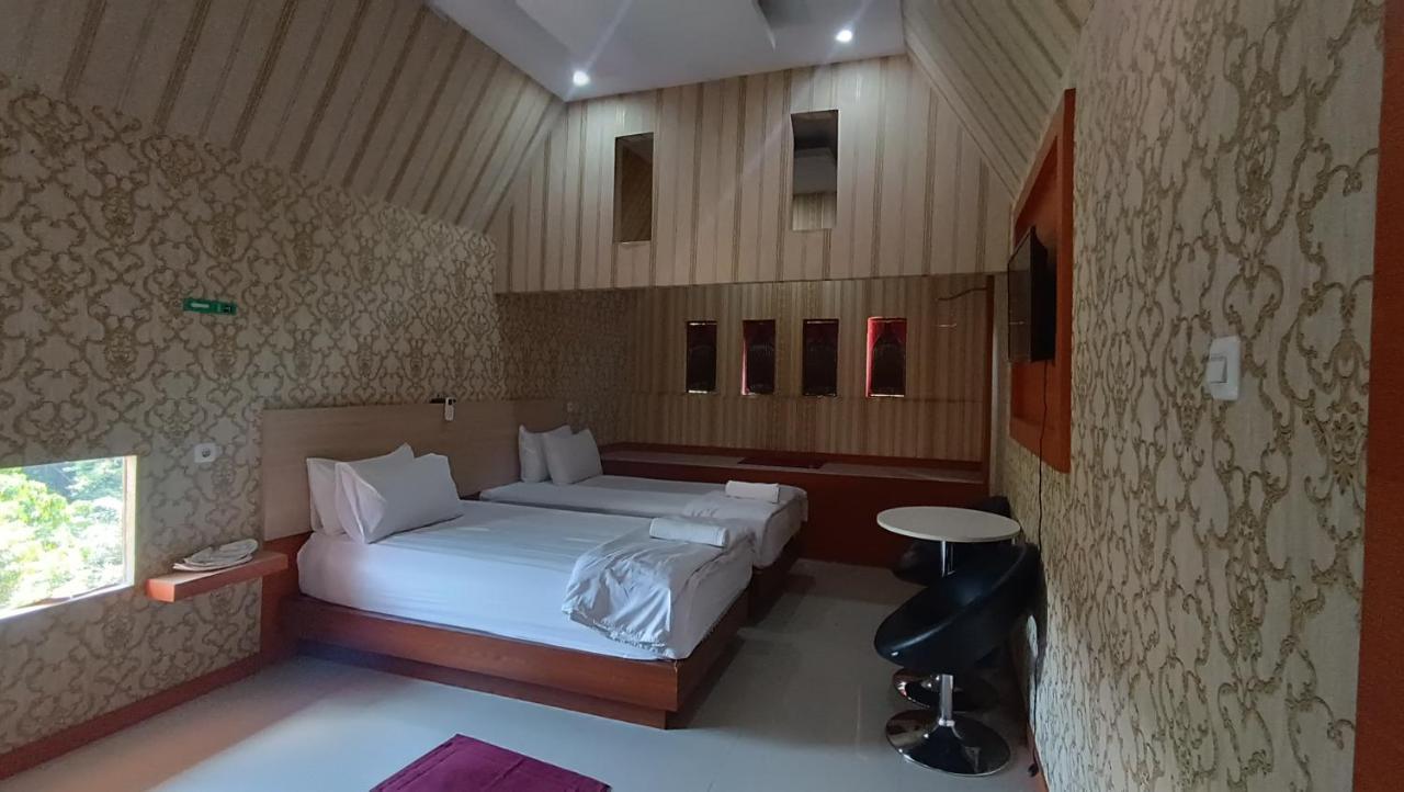 Hotel Manggasa Makale Екстериор снимка