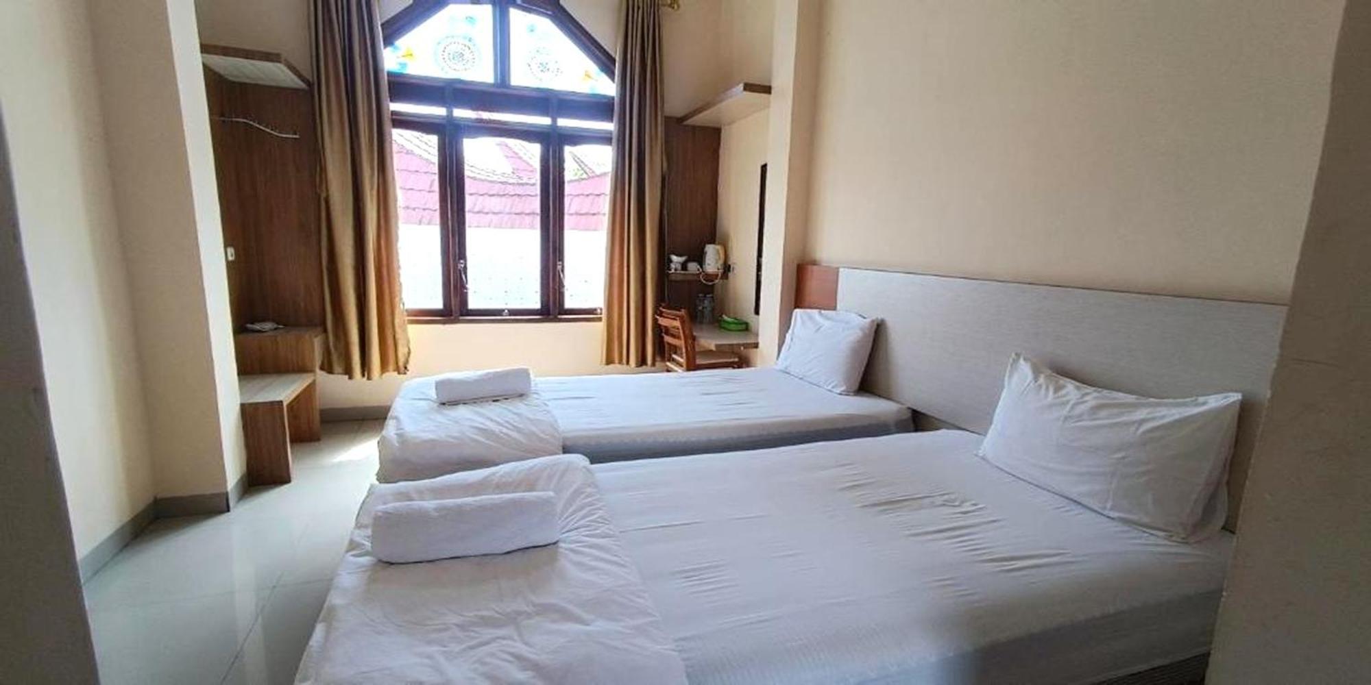Hotel Manggasa Makale Екстериор снимка